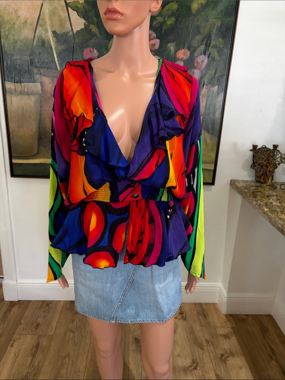 Vintage Signatures Miami, Florida contemporary print ruffled blouse